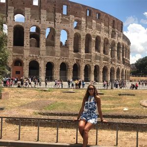 Meet your Posher, Sierra